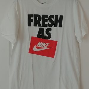 Nike mens large Fresh As t-shirt